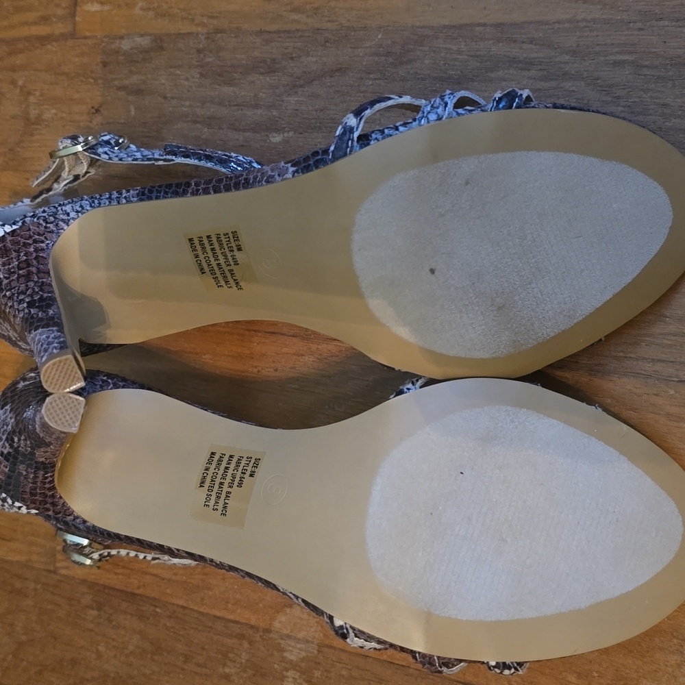 Women 3in Snake Print Heels 8m - Picture 5 of 5